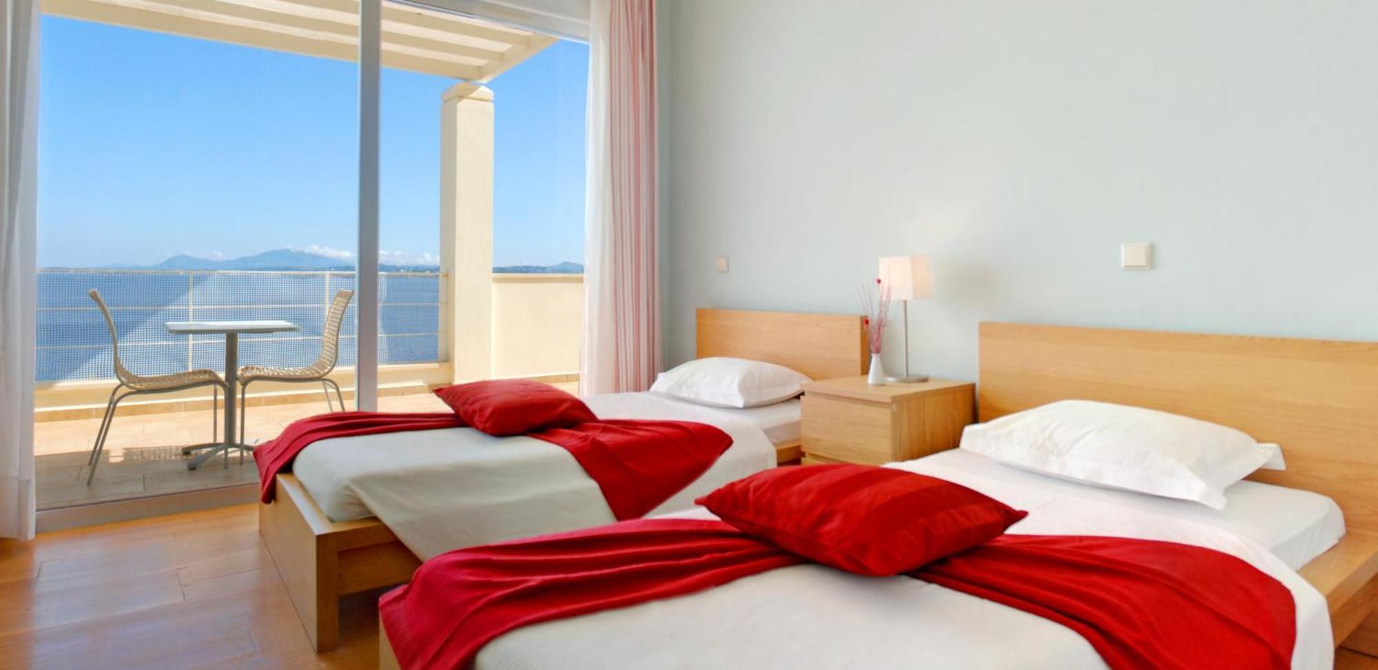 Corfu Luxury Villas Barbati Oda fotoğraf