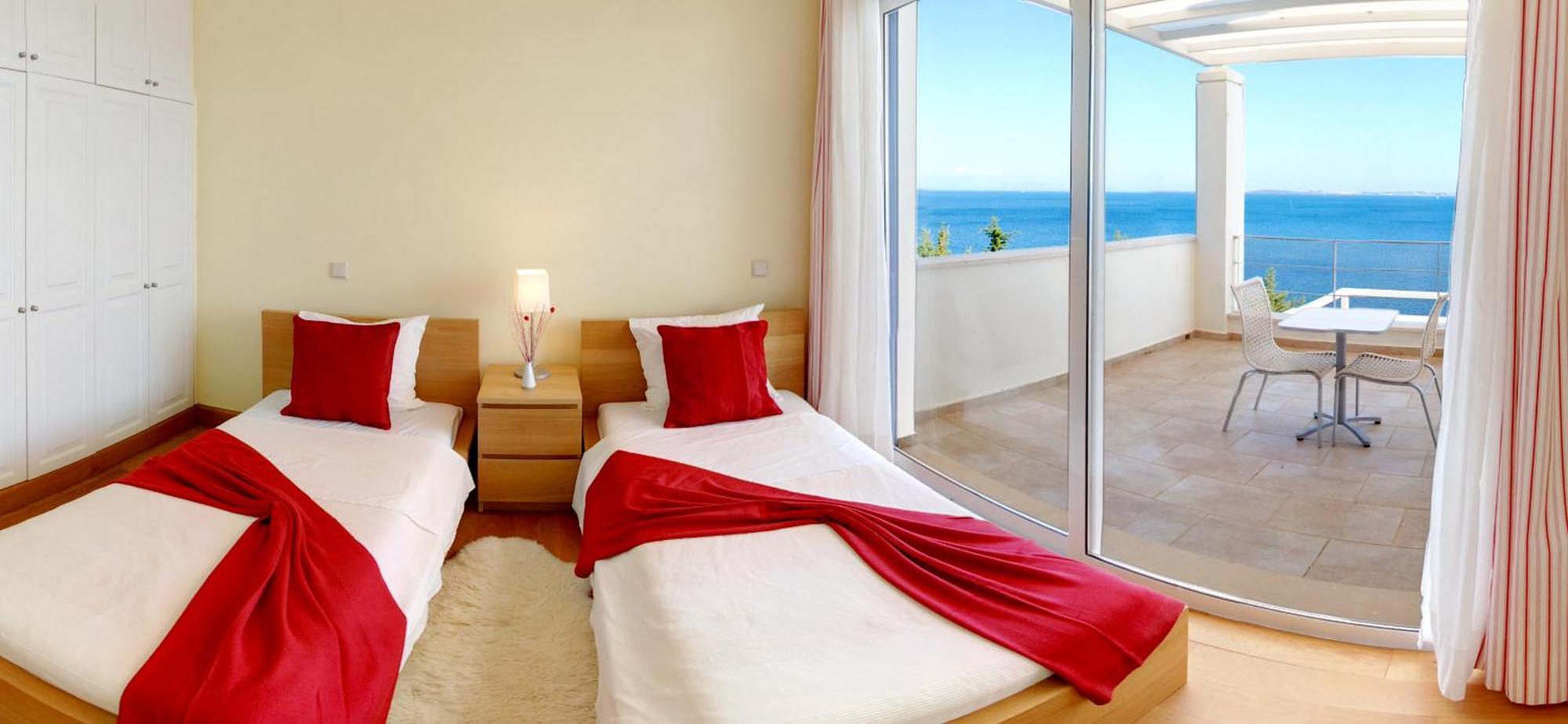 Corfu Luxury Villas Barbati Oda fotoğraf